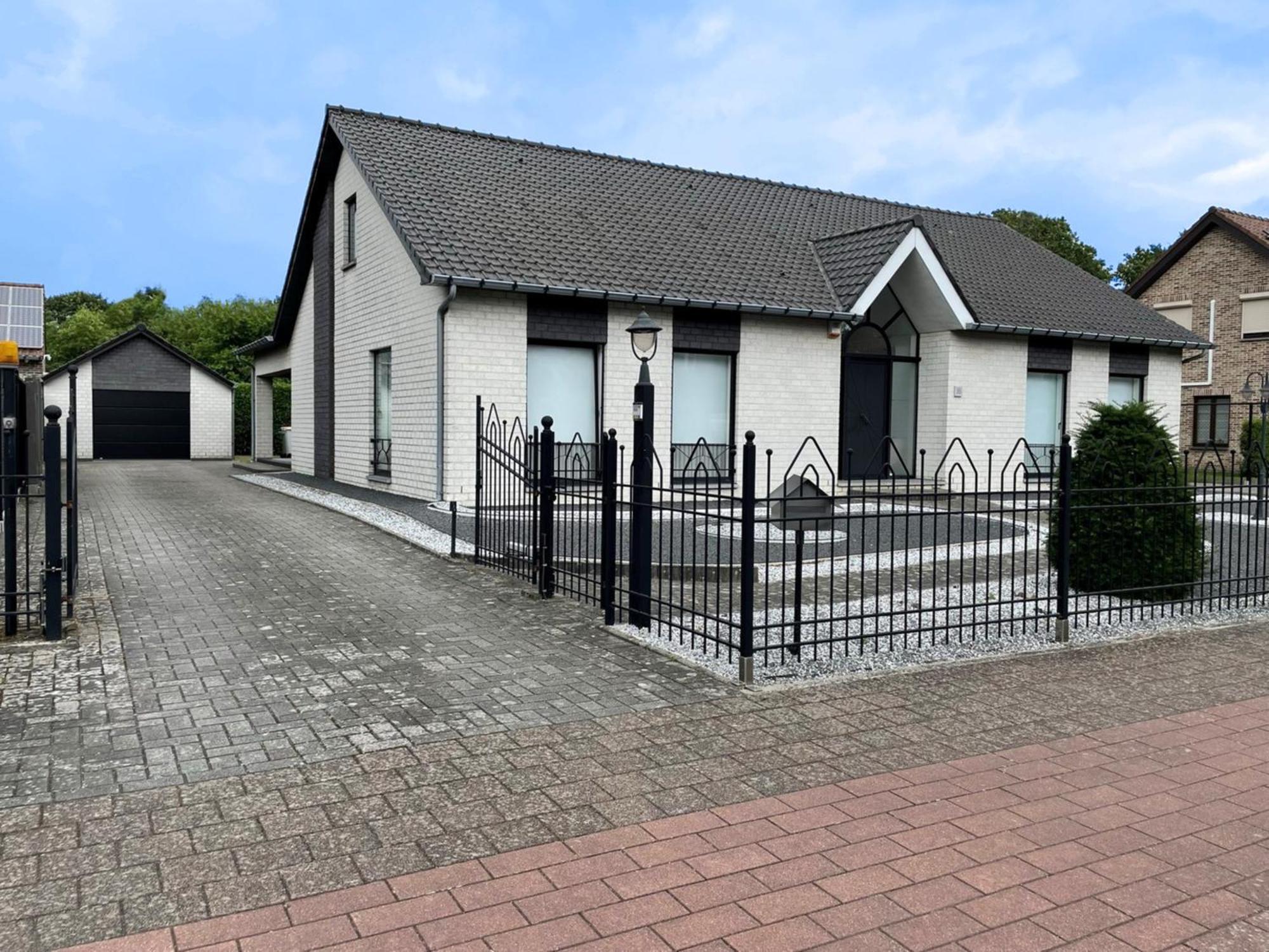 Vakantiewoning Villa 35 Maasmechelen Exteriör bild